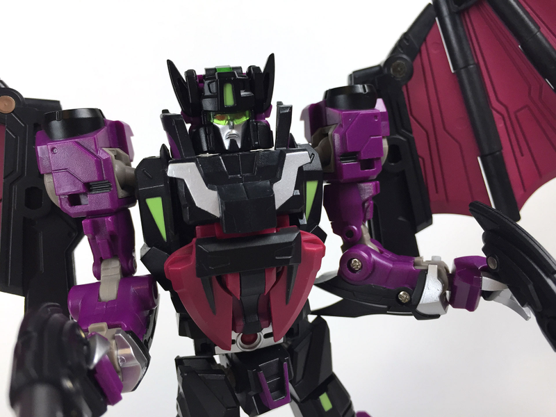 Illustration for article titled A Third-Party Callback To Transformers' Scariest Headmaster
